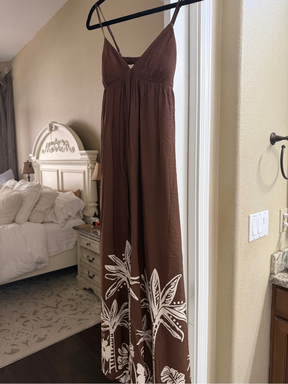 Abercrombie & Fitch Brown Maxi Dress with Cream Palm Print - Picture 5 of 5